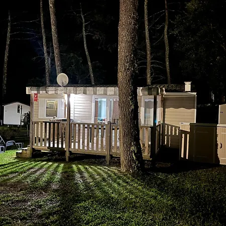 Prix Degressif - 4-6 Personnes Aux Dunes De Contis (adults Only) Campsite *