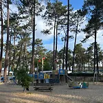 Prix Degressif - 4-6 Personnes Aux Dunes De Contis (adults Only) Campingplatz Saint-Julien-en-Born